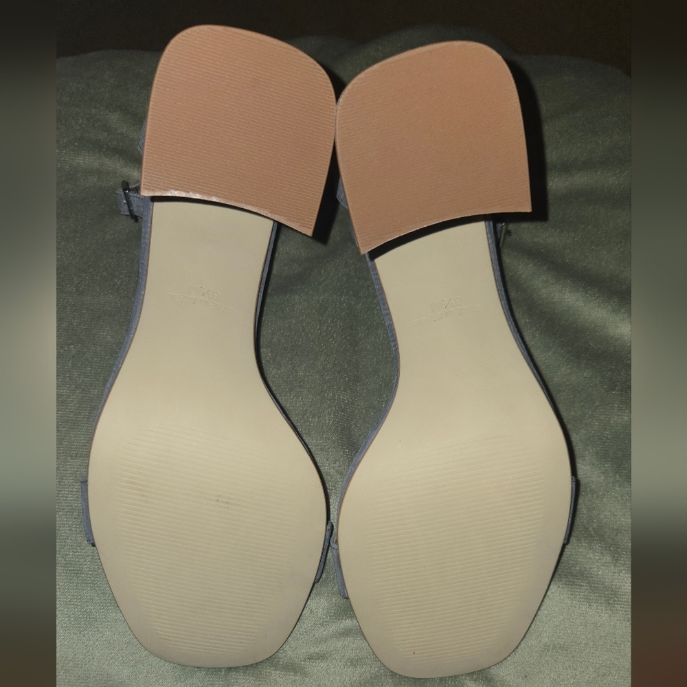 Steve Madden Women's Stylish Blue Heels - Picture 4 of 5